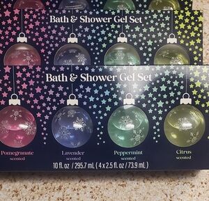 HOLIDAY 4 PIECE BATH- SHOWER ORNAMENT SET